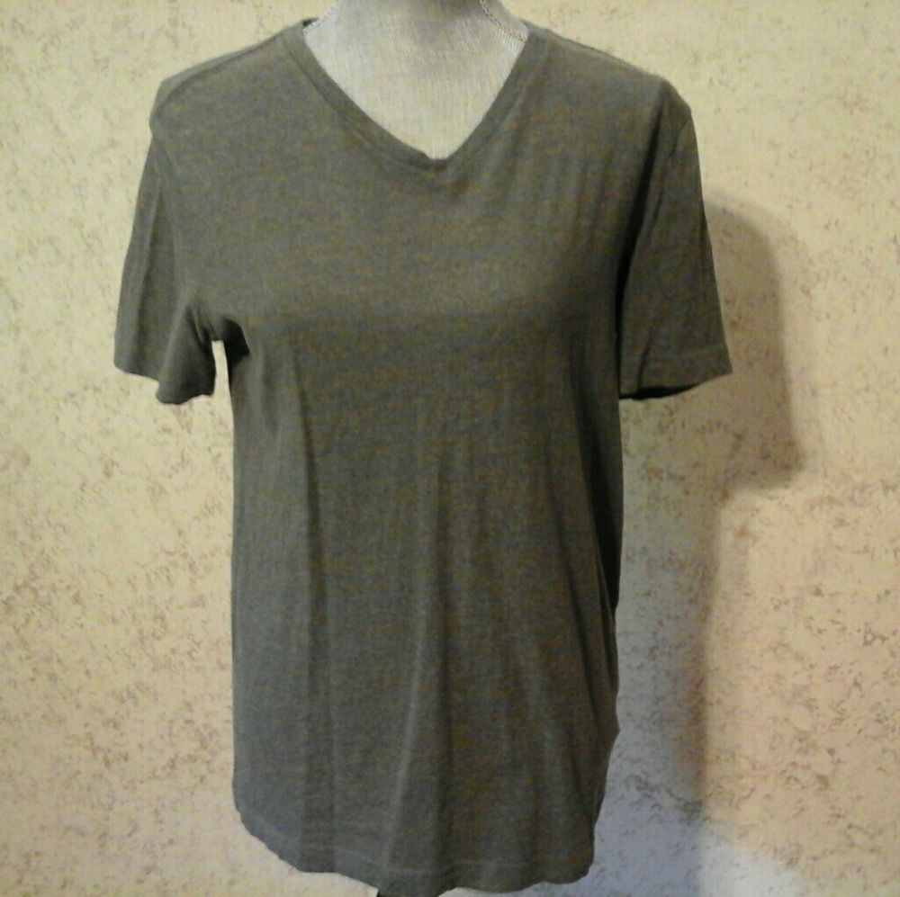 H&M Basics t-shirt